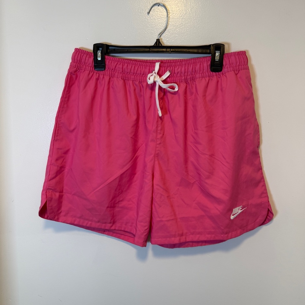 Nike pink athletic‎ shorts men’s size large